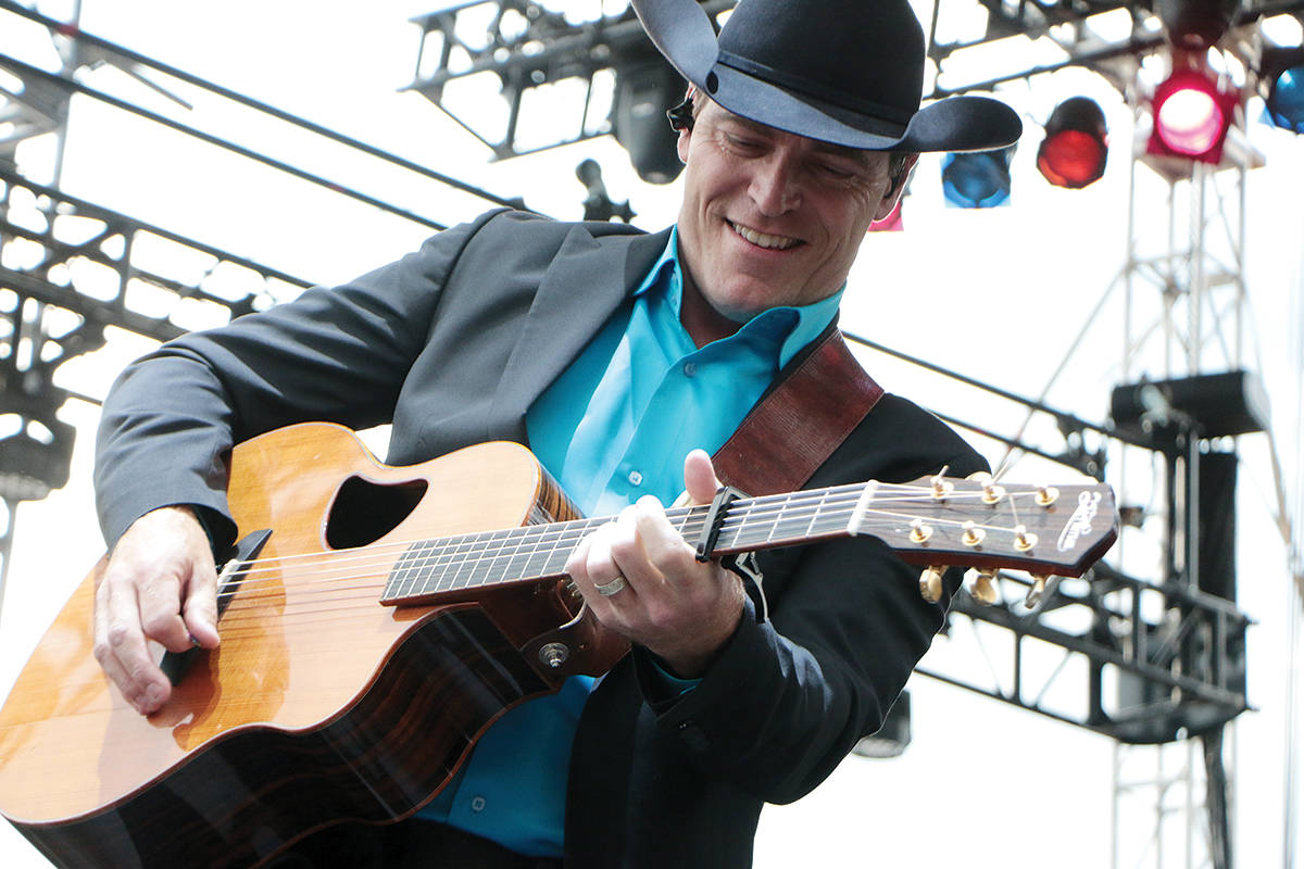 When George Canyon last appeared at Sunfest in 2014, he was a hit with all ages. (Kevin Rothbauer/Citizen file)