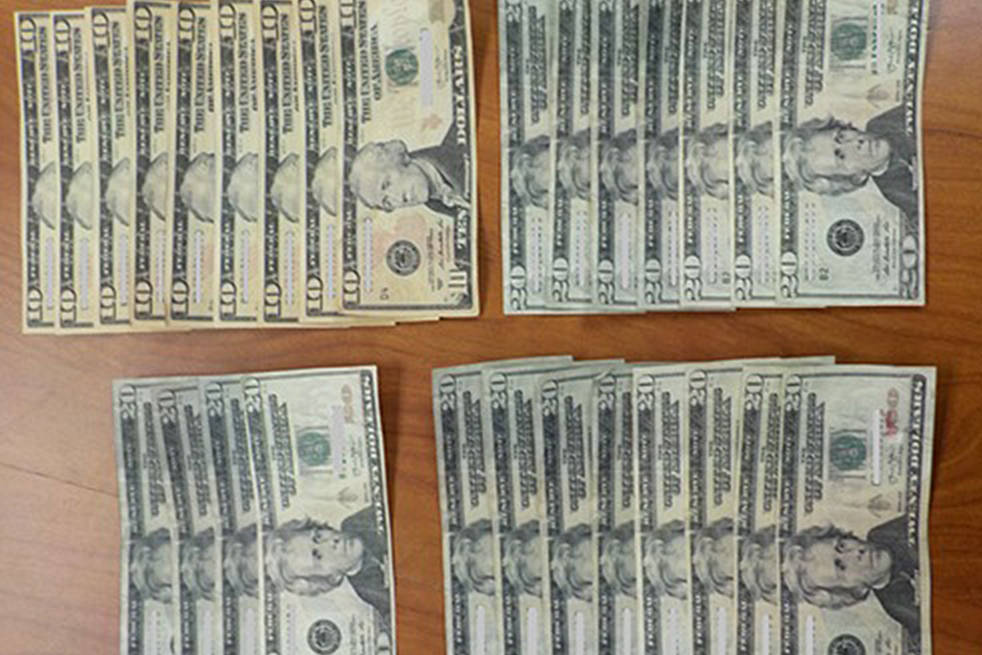 Police warn businesses of counterfeit American money in Victoria