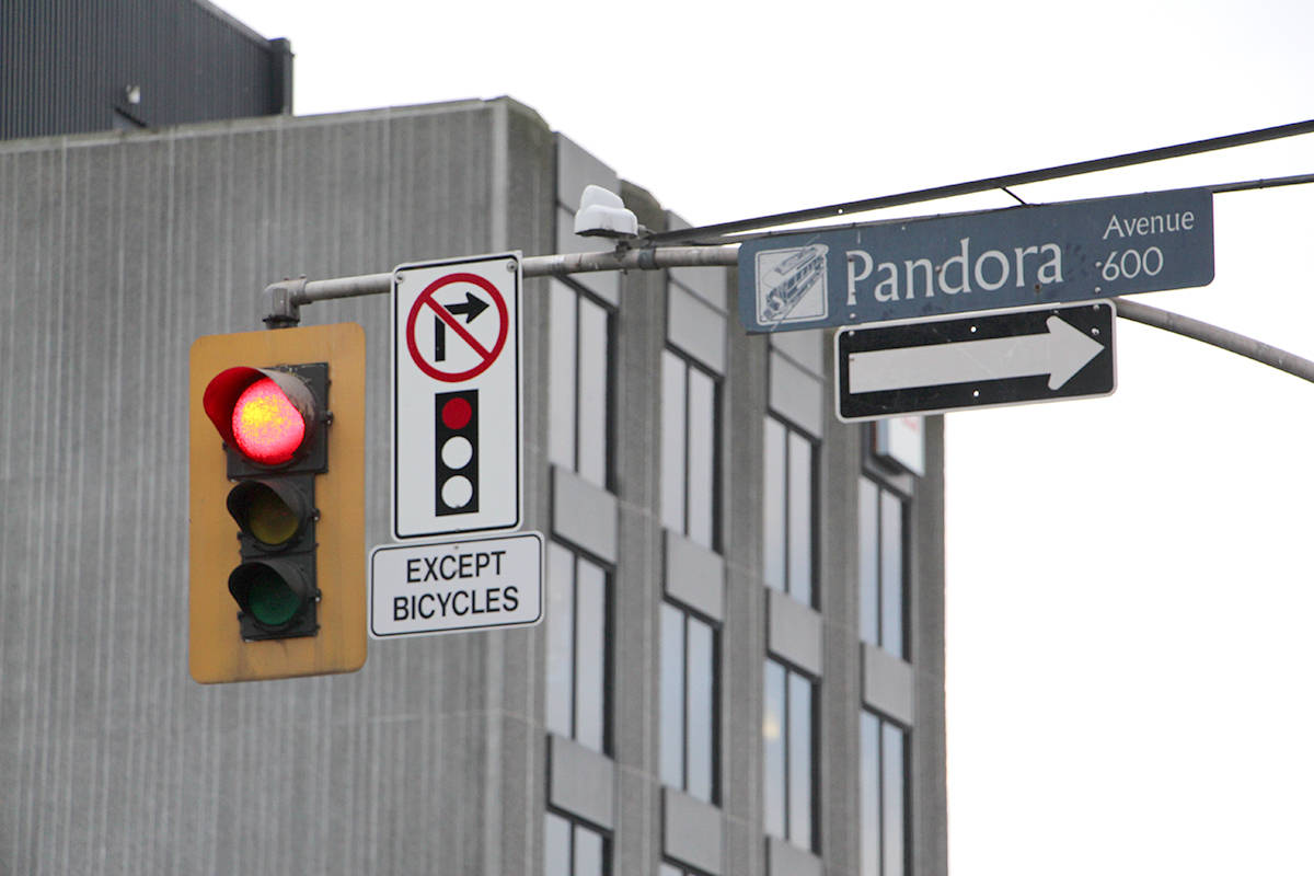 Lauren Boothby/VICTORIA NEWS                                Victoria staff are drafting a privacy policy on footage collected from cameras like this one at the intersection of Pandora Avenue/Douglas Street.