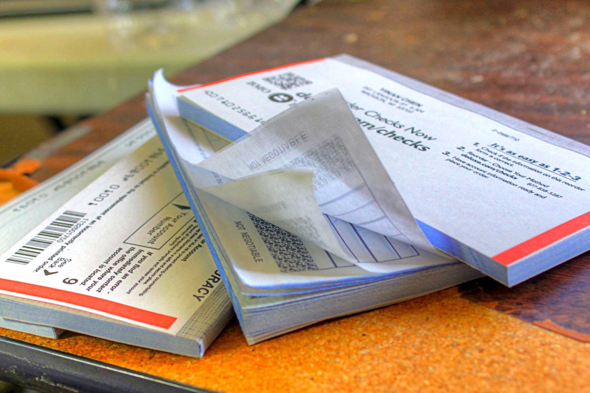 1 in 4 B.C. consumers unable to pay bills, debt repayment: poll