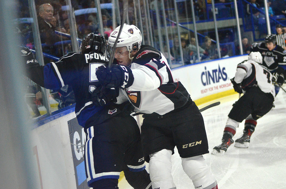 VIDEO: Giants score huge game three victory