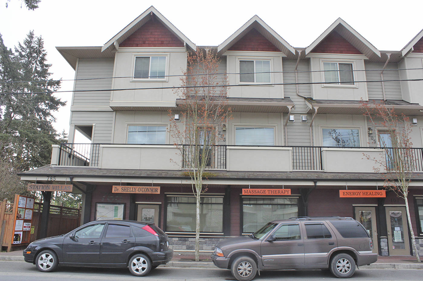 A townhouse owner at Station Villa, a 22-unit mixed use complex in Langford, has lost privileges to the building’s guest suite after allegedly allowing a sex worker to use it for business. (Kendra Wong/News Gazette staff)