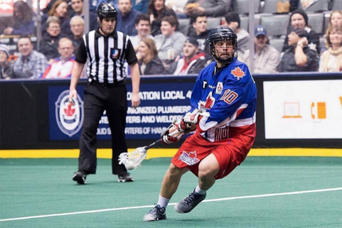 Rob Hellyer of the Toronto Rock looks for the net. Hellyer was acquired by the Victoria Shamrocks for the upcoming season. (Photo by Martin Deland)