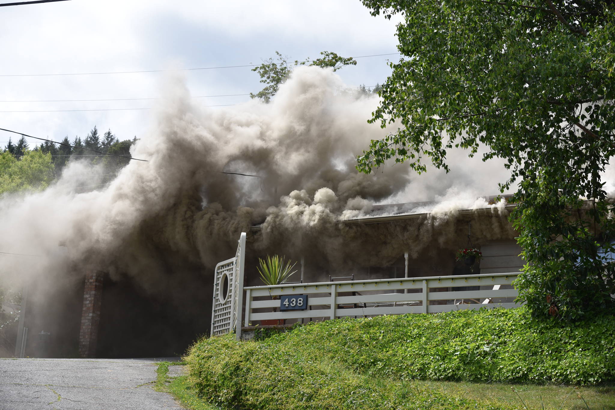 The cause of the fire on Battie Drive is under investigation by Ladysmith Fire Rescue and RCMP. (Mike Gregory Photo)