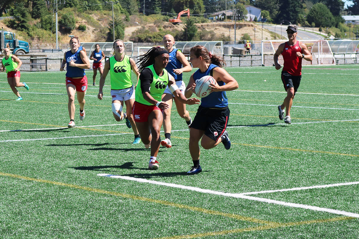 Canada women’s sevens team practices at Westhills Stadium before they left for the Rubgy World Cup Sevens in San Francisco. (Lindsey Horsting/News Gazette staff)