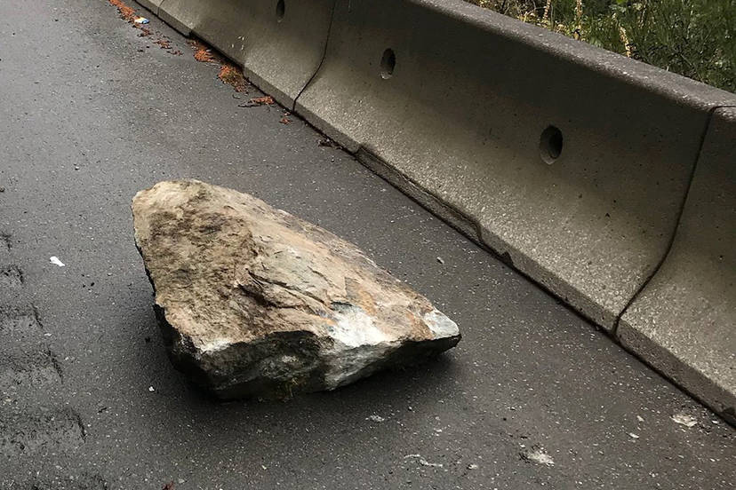 Falling rocks closed the Malahat for three hours on Monday morning as geotechnical engineers conducted an assessment. (Photo courtesy of BC Transportation)