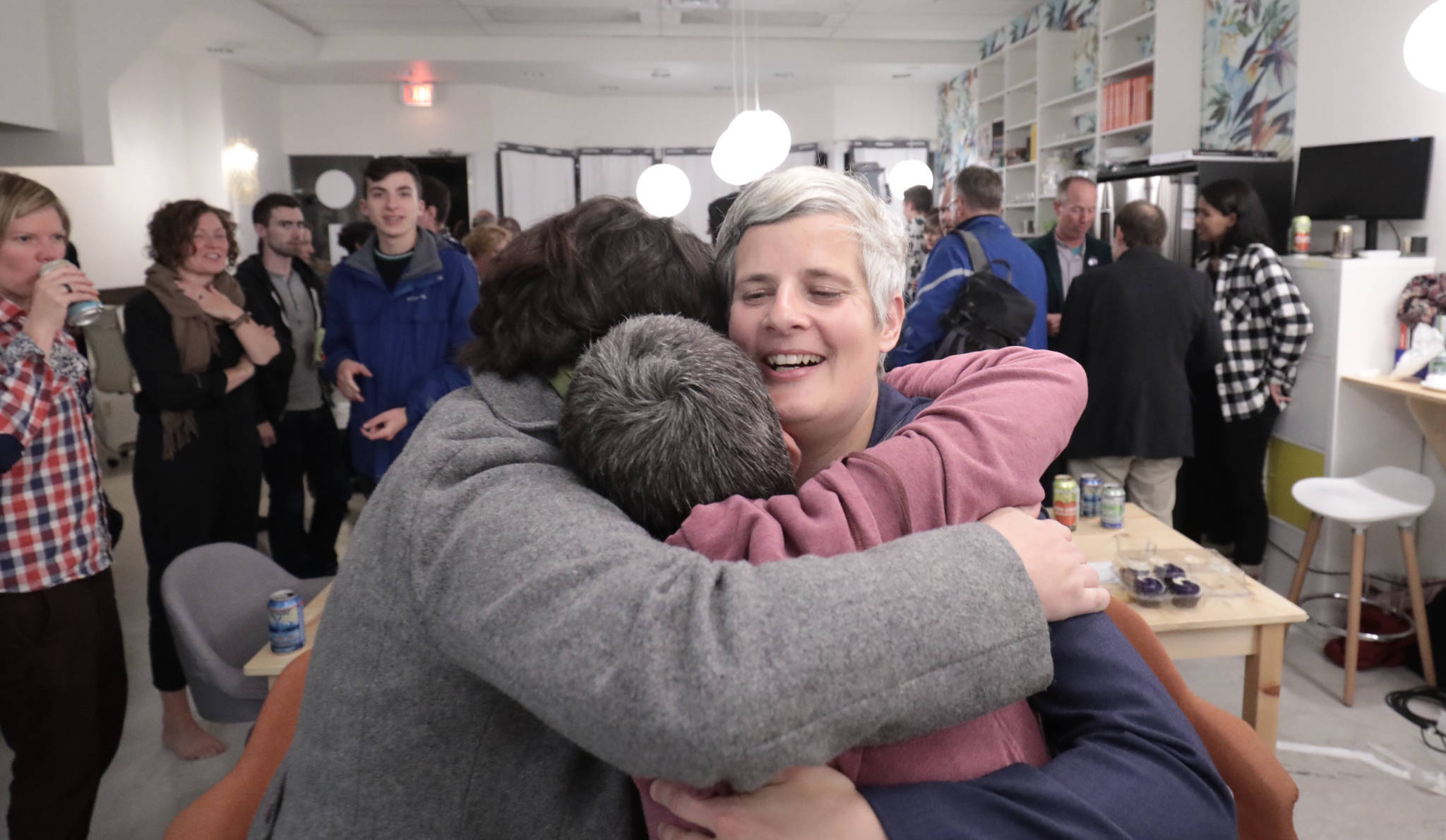 Lisa Helps re-elected as mayor of Victoria
