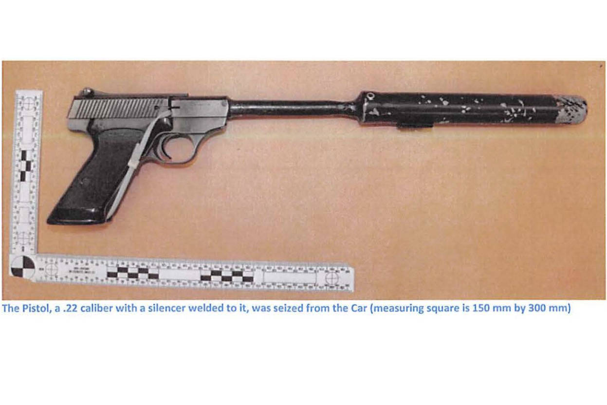 Suspect who died at Nanaimo ferry terminal shot himself at the same time police fired