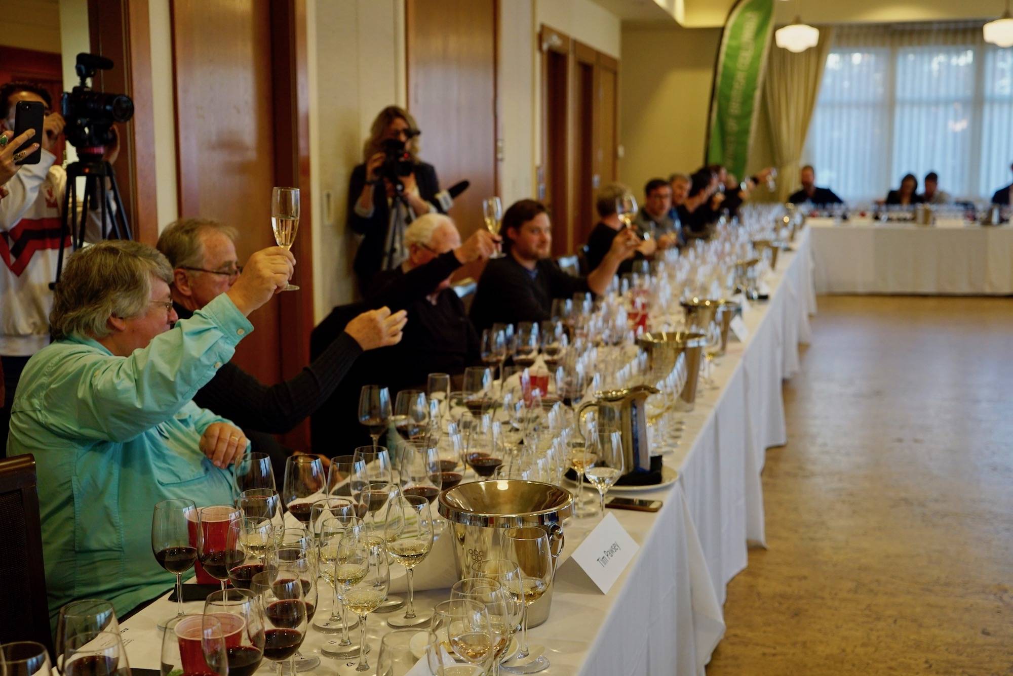 International sommeliers have high-praise for B.C. wine