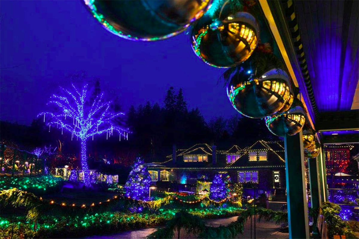 The Magic of Christmas lights up Butchart Gardens from Dec. 1 until Jan. 6. (Twitter/Destination Greater Victoria)