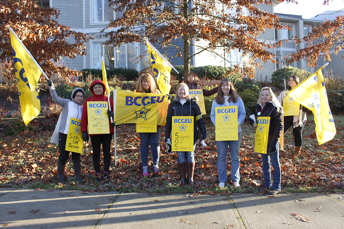 Courtenay assisted living workers go on strike for wages