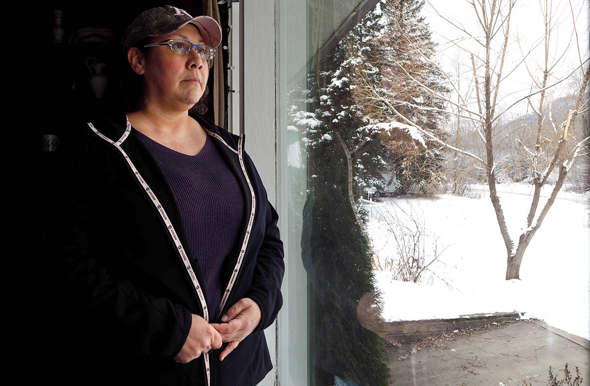 ‘I practically begged’: Kootenay woman with breast cancer denied referral to Calgary