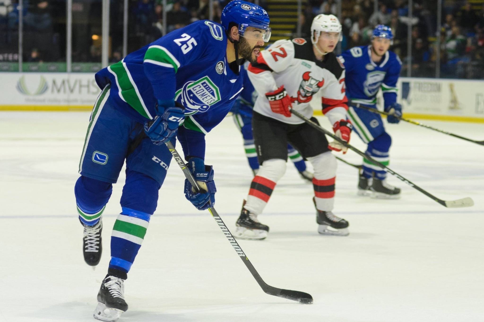 Canucks deal Nilsson and Archibald to Senators for McKenna, Pyatt, draft pick