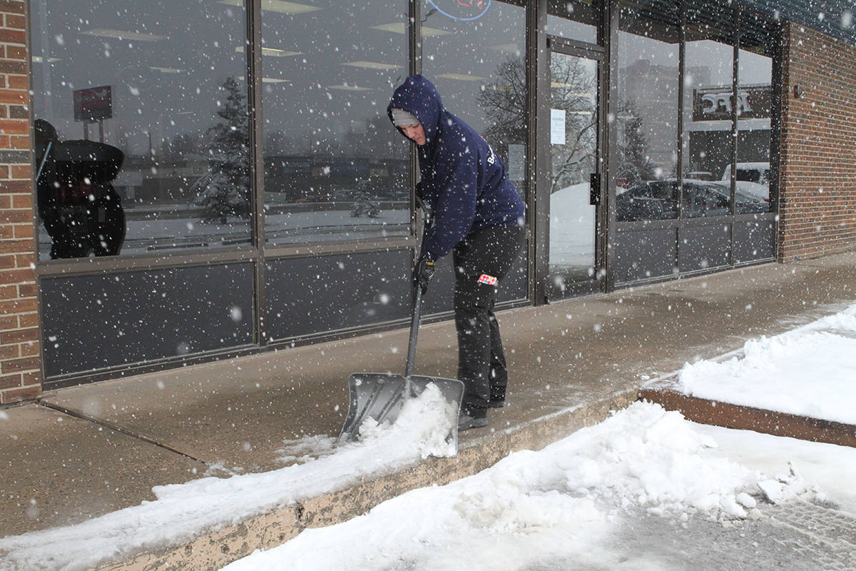 Island Health saw an uptick in snow-related injuries this week, including slip-and-falls. (File Photo)
