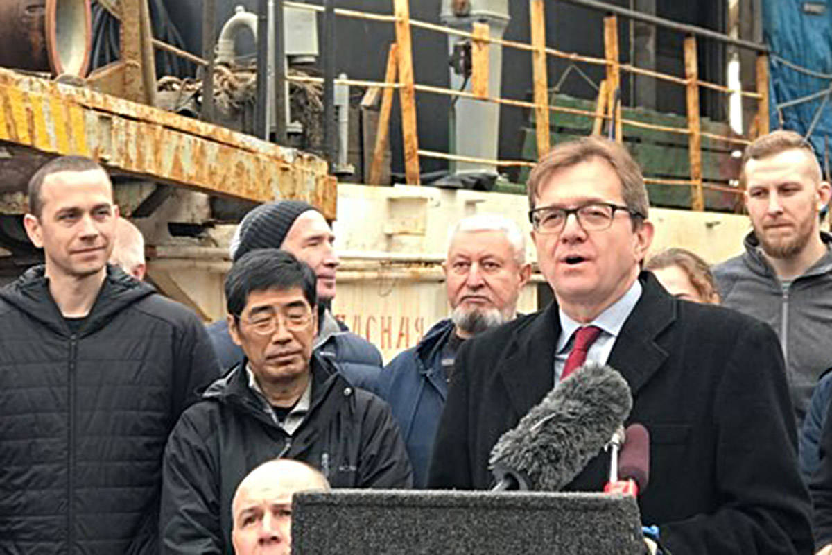 Fisheries minister Jonathan Wilkinson speaking in Vancouver on Feb. 16, 2019. Photo by Pacific Salmon Foundation                                Fisheries minister Jonathan Wilkinson speaking in Vancouver on Feb. 16, 2019. Photo by Pacific Salmon Foundation