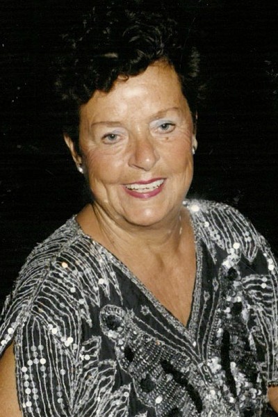 Doreen Gertrude AmoS (nee Nott)