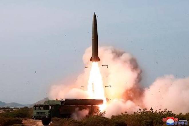 N. Korea fires 2 suspected missiles in possible new warning