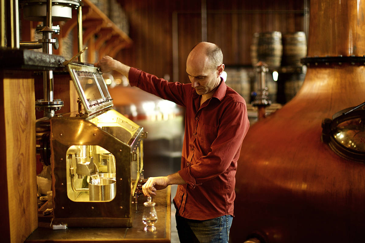 Hand-foraged flavours highlight Island gin