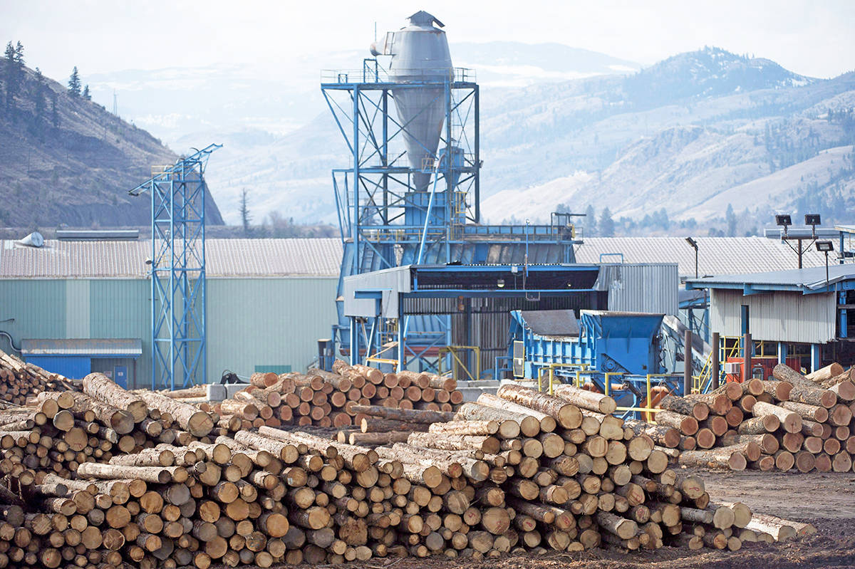 Tolko announced Thursday that all BC divisions will have two weeks’ downtime over the Christmas season from Dec. 21-Jan. 5, and that the head office in Vernon will be down from Dec. 23-27. (Canadian Press photo)                                An energetic rally by workers in the north-central British Columbia community of Mackenzie has highlighted the desperate situation facing many forestry-dependent communities across the province. Softwood lumber is pictured at Tolko Industries in Heffley Creek, B.C., Sunday, April, 1, 2018. Three wood products operations in Mackenzie closed indefinitely or cut back hours this summer, blaming high log costs and adverse market conditions. THE CANADIAN PRESS/Jonathan Hayward