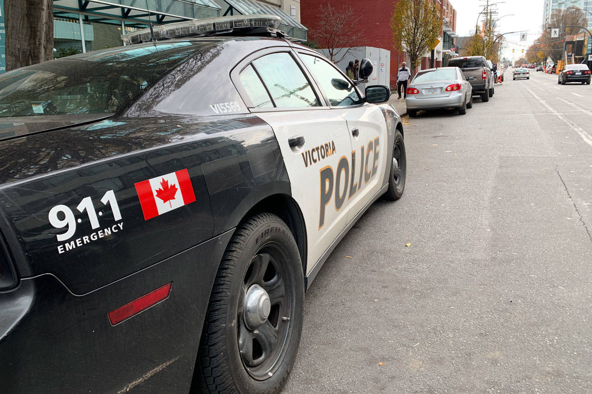 VicPD arrested one man after a knife fight in Centennial Square on Thursday afternoon. (Shalu Mehta/News Staff)