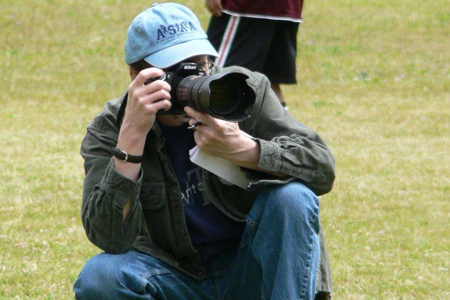 Veteran Island journalist battles cancer through pioneering treatment