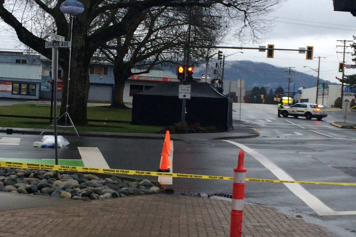 RCMP set up a tent at the edge of Charles Hoey Park following an altercation on Cristmas Eve 2019. (Andrea Rondeau/Citizen)