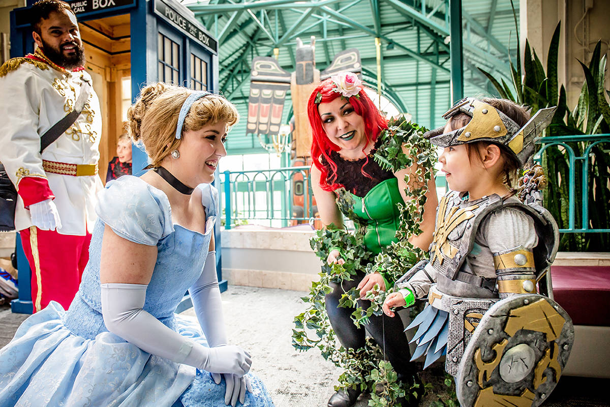 Film, TV stars love community aspects of Comic Con