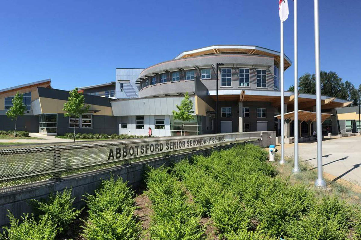 ‘Formal announcement’ on B.C. school openings or closures amid COVID-19 expected Tuesday