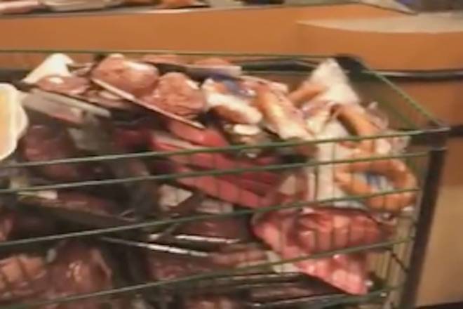 Okanagan grocery store manager responds after couple buys entire meat supply
