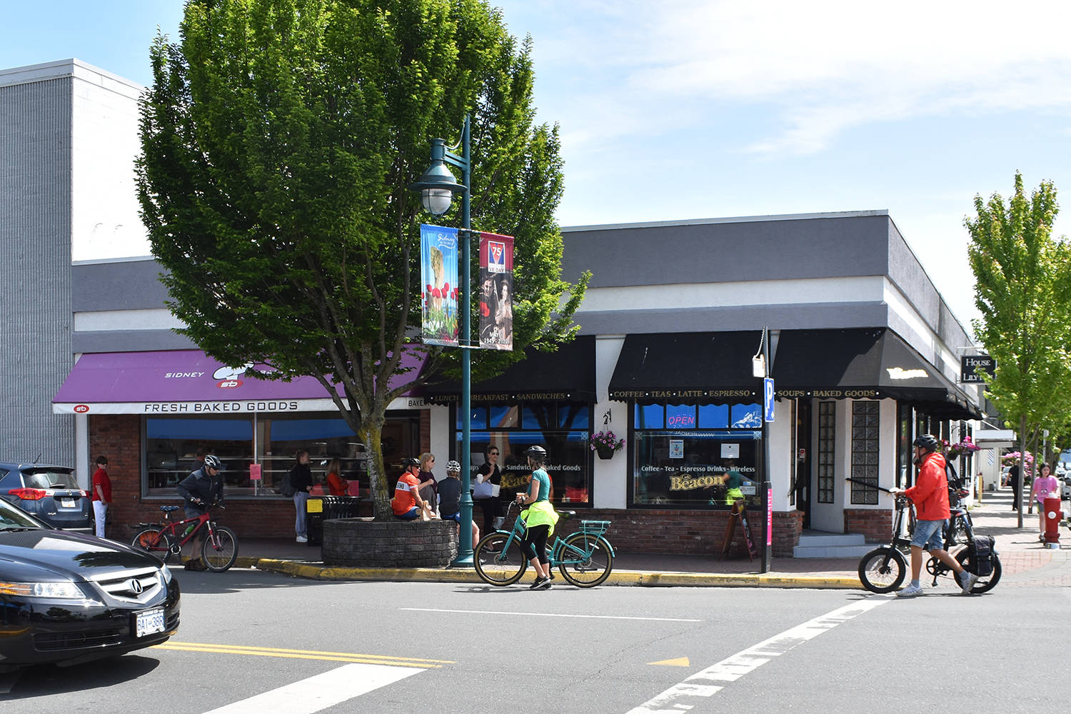 A Sidney staff report identifies the south side of Beacon Avenue east of Second Street as a pinch point that may begin repurposing of two or more on-street parking spaces for pedestrian and outdoor commercial uses. Council Monday will consider a staff report on balancing growing demand for outdoor seating with public health needs. (Wolf Depner/News Staff)