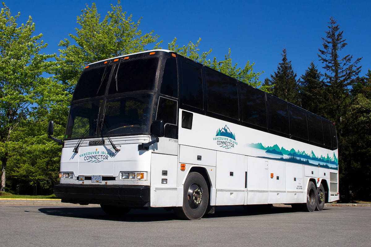 Tofino Bus Service claims north island bus route is unsustainable without subsidy. (viconnector.com Photo)