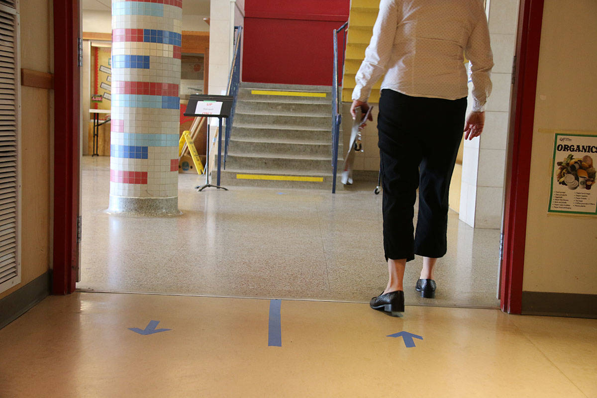 Lanes have been set up in the hallway to allow for social distancing in the halls. (Kendra Crighton/News Staff)