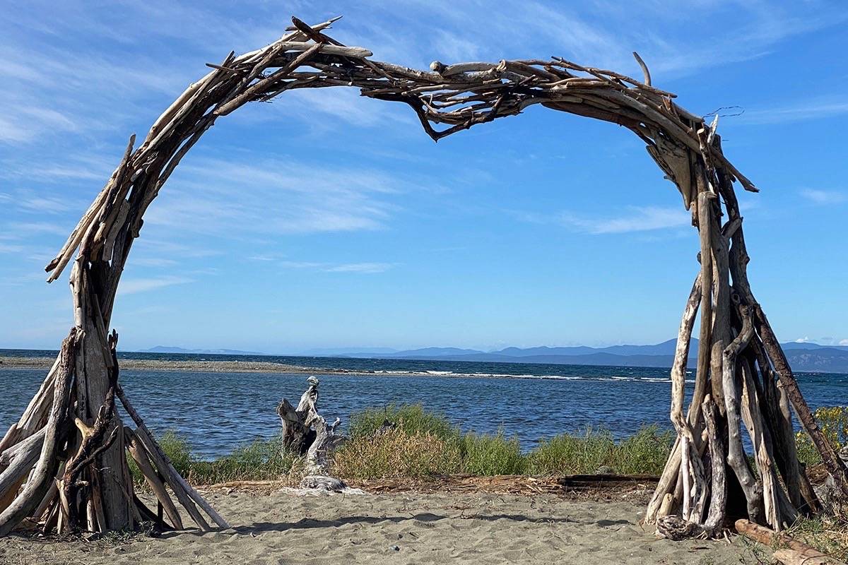 A memorial arch was erected in honour of a man killed in a hit-and-run incident in Parksville last year. (Photo submitted)