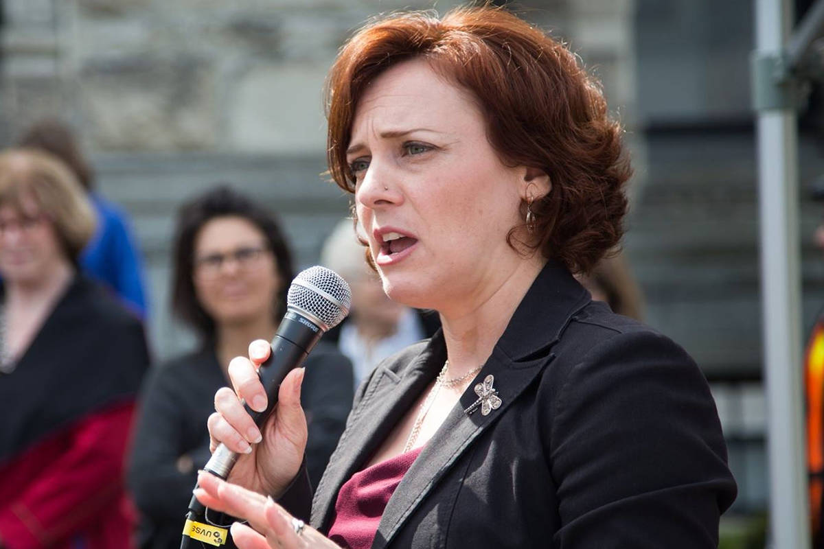 Nelson-Creston MLA Michelle Mungall speaking at rally April 2016. Photo submitted