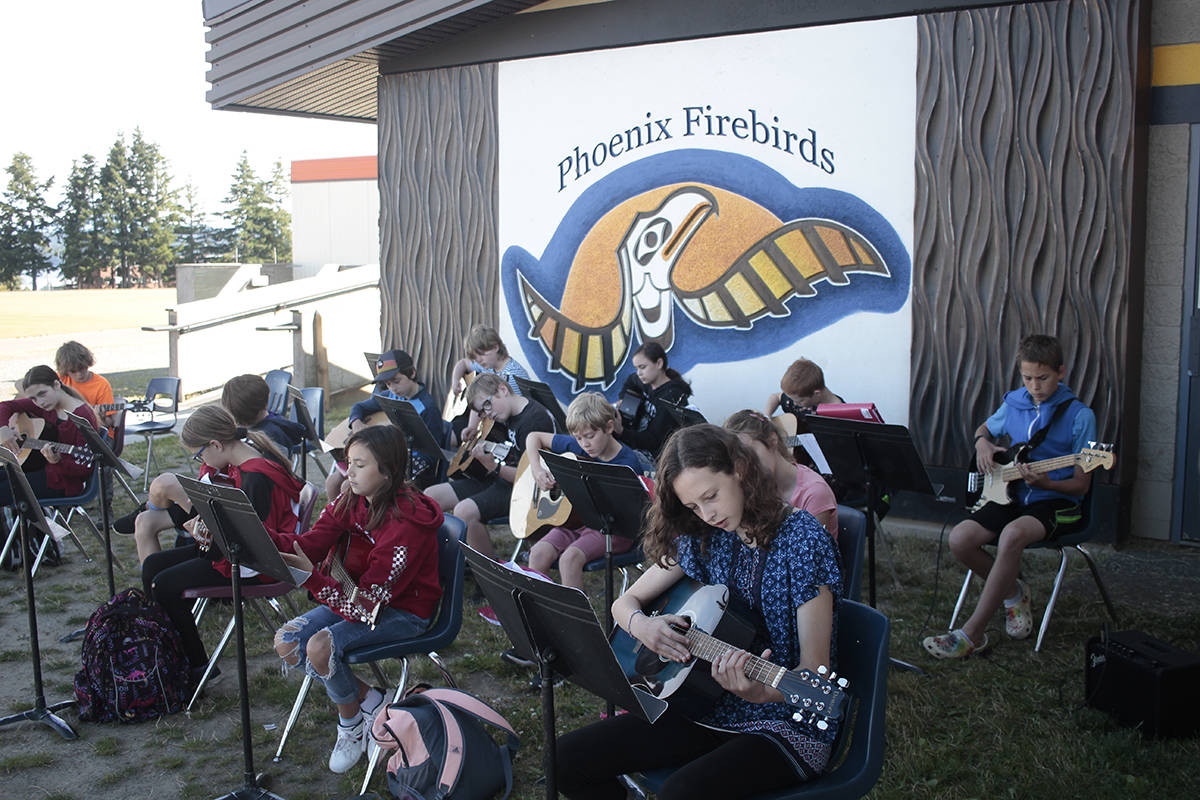 The guitar intro class at Ecole Phoenix Elementary School practises Seven Nation Army on July 15, 2020 as they prepare for an upcoming performance. Photo by Marc Kitteringham – Campbell River Mirror