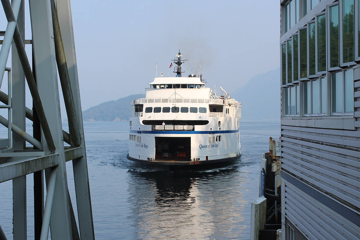 The B.C. Ferries vessel the Queen of Oak Bay arrives at Horseshoe Bay terminal last week. (Greg Sakaki/News Bulletin)