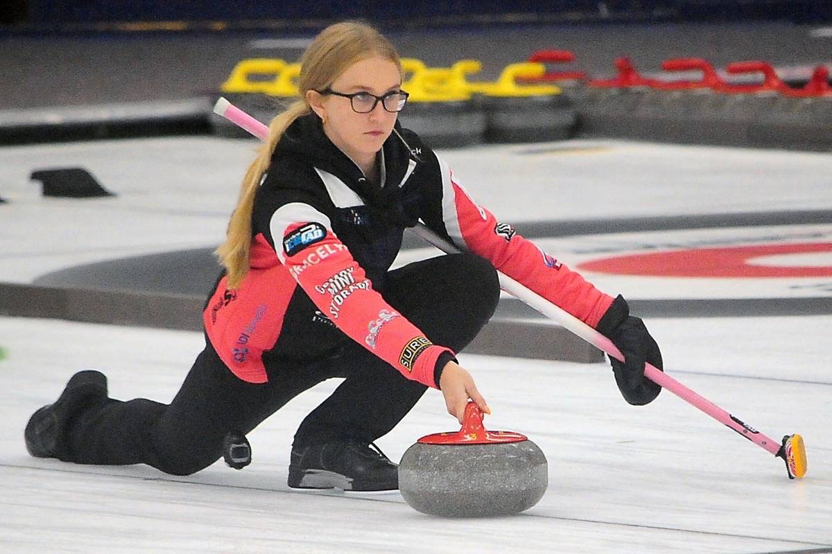 Skip Gracelyn Richards leads her junior team against Team Mary-Ann Arsenault at Parskville Curling Club. (MIchael Briones photo)