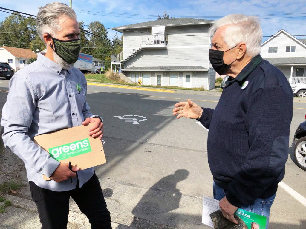 BC Green Party candidate Chris istace talks to residents while campaigning in Crofton. (Photo submitted)