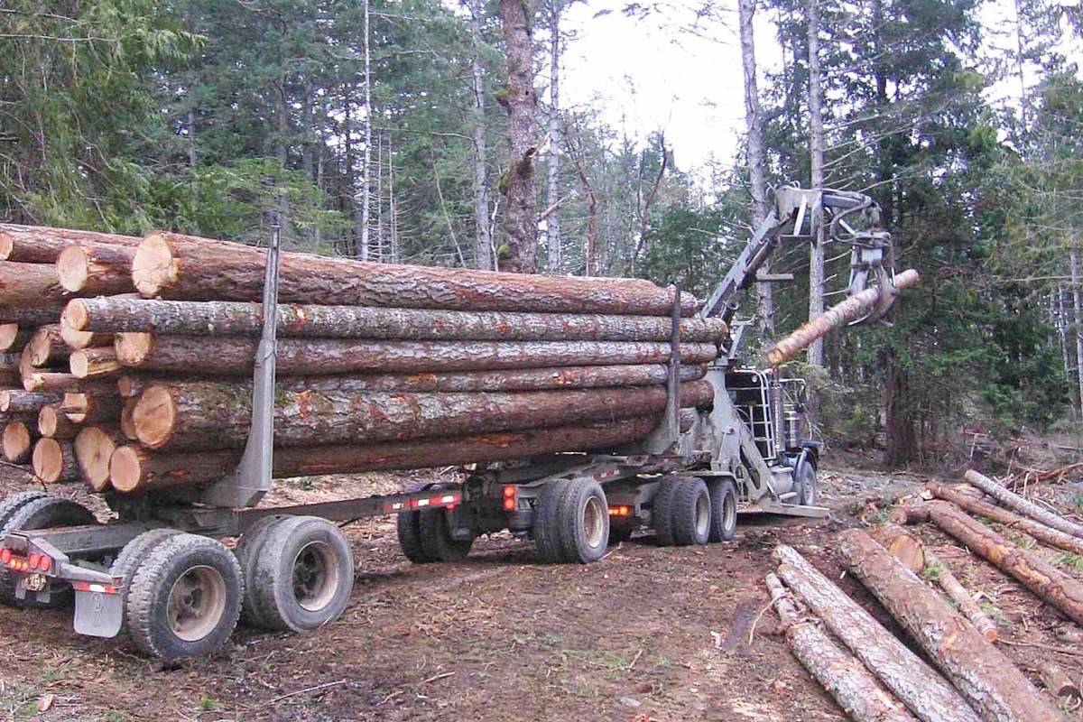 MMFN First Nation has said that it will restrict access to portion of Highway 28 that passes through the Nation’s land until a road use agreement is reached. (Black Press file photo)