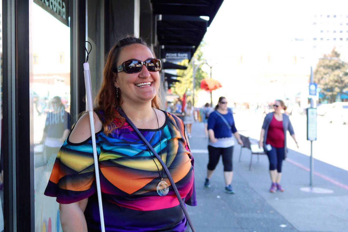Gina Huylenbroeck started losing her vision at 19 when she was diagnosed with progressional cones dystrophy, which becomes more severe over time. (Aaron Guillen/News Staff)
