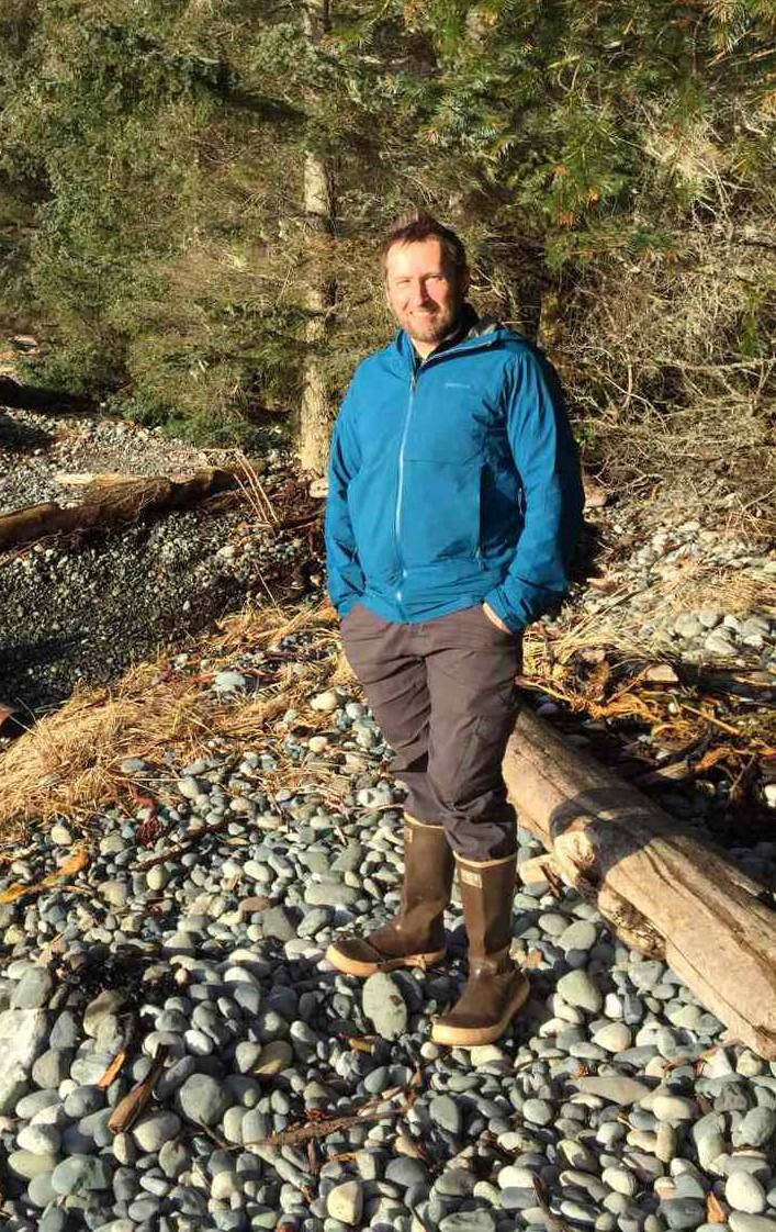 Timothy Ross is described as 5-foot-eight and 170 lbs with blond hair and blue eyes. (Contributed - RCMP)