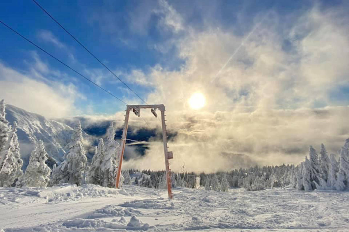 A beautiful sunny afternoon showcasing Mount Cain in all its glory. (Kimberley Kufaas Photography)