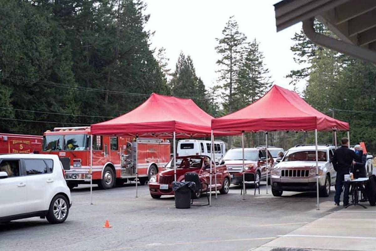 A drive-through vaccination clinic in Point Roberts. Fire chief Christopher Carleton is proposing the same to help inoculate B.C. residents who cross the border. (Point Roberts Fire Department)