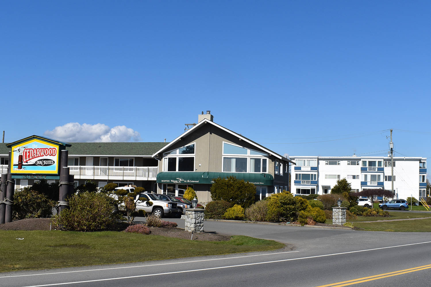 Plans to develop Sidney’s Cedarwood Inn and Suites remain on hold, but could pick up after completion of Sidney’s Official Community Plan review. (Black Press Media File)