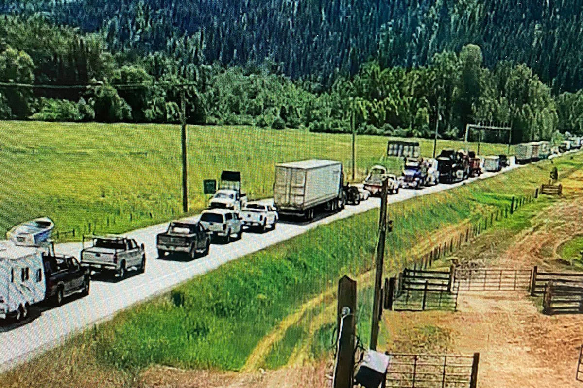 Footage taken from across the gas station in Little Fort shows the traffic stopped on Highway 5. (Photo courtesy of Pam Jim)