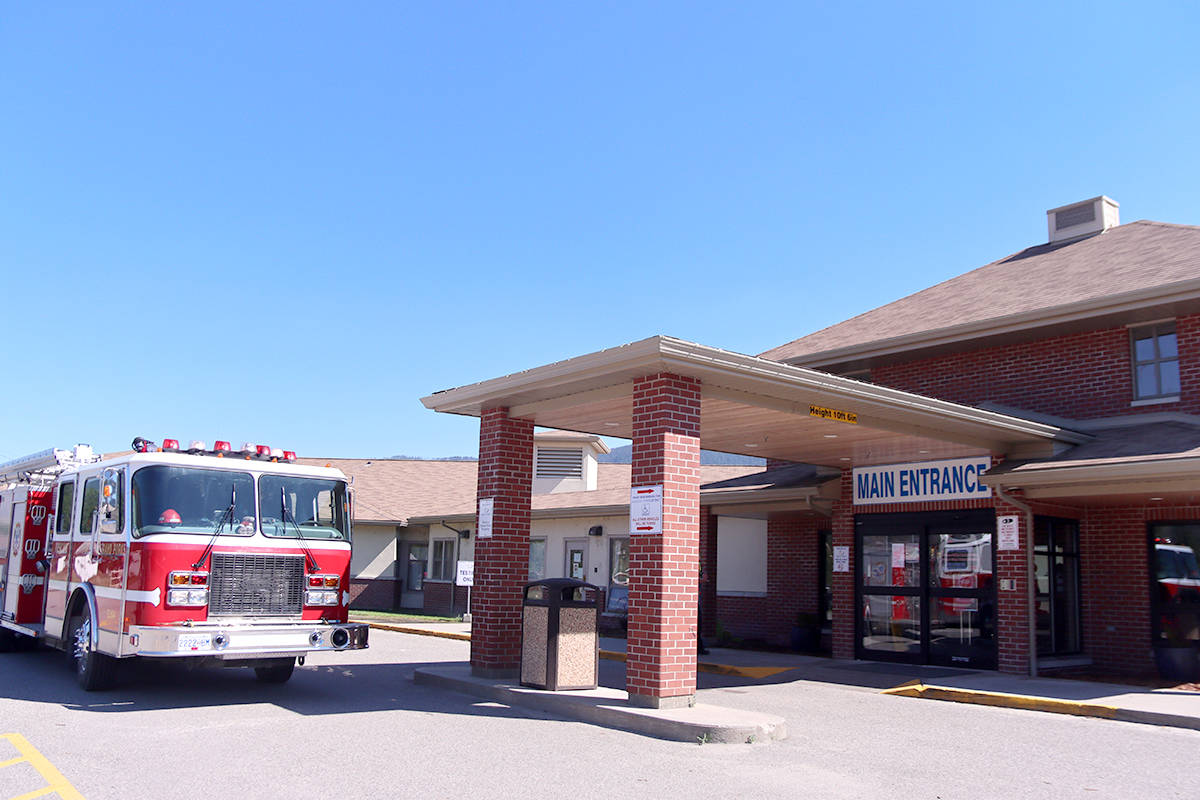 Grand Forks Fire/Rescue volunteers attended Sunday’s incident at the Hardy View Lodge. Photo: Laurie Tritschler