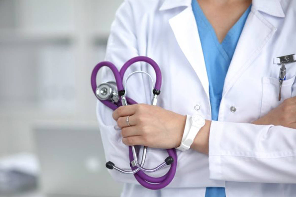 Removing more of the red tape that puts up barriers for general and nurse practitioners to practise in B.C. could alleviate some of the wait list and availability issues curently plaguing the province, says a University of Victoria nursing school trainer. (Black Press Media file photo)