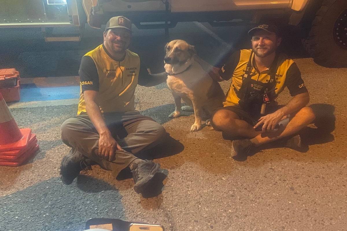 Central Okanagan Search and Rescue members with Smokey the dog on Aug. 6. (Central Okanagan Search and Rescue/Facebook)