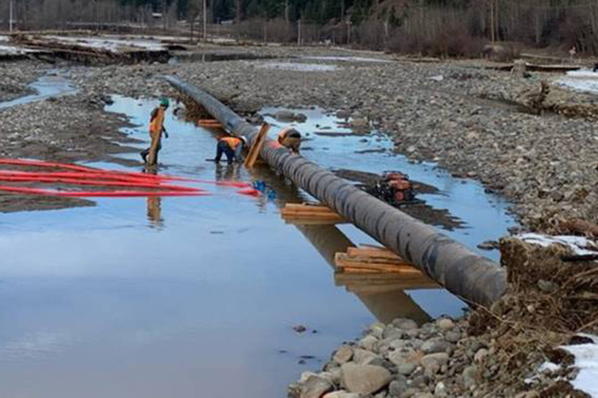 Crews work to get the Trans Mountain pipeline running again after a series of storms in B.C. (Trans Mountain)