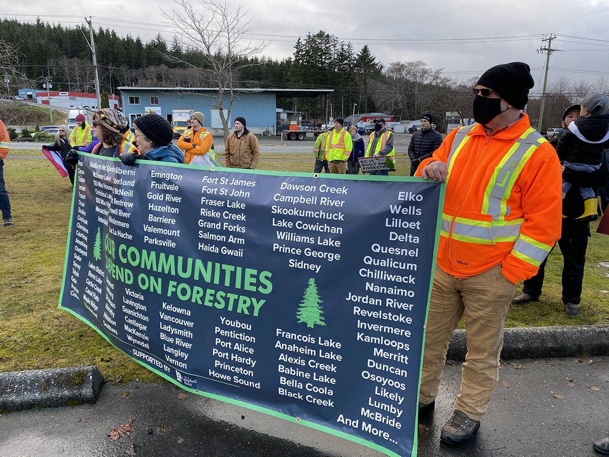 More signs at the rally. (Tyson Whitney - North Island Gazette)